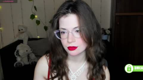 Snapshot of alicia_folow chatting on February 14, 2025, 6:23 am Alicia online show from February 14, 2025, 6:23 am