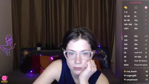 Snapshot of alicia_folow chatting on March 9, 2025, 9:36 pm Alicia online show from March 9, 2025, 9:36 pm