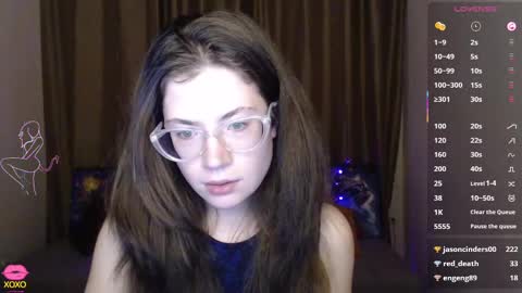 Snapshot of alicia_folow chatting on March 10, 2025, 3:45 am Alicia online show from March 10, 2025, 3:45 am