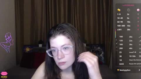 Snapshot of alicia_folow chatting on March 12, 2025, 9:34 am Alicia online show from March 12, 2025, 9:34 am