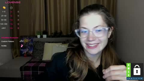Snapshot of alicia_folow chatting on September 18, 2025, 11:23 am Alicia online show from September 18, 2025, 11:23 am