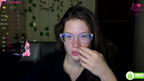 Snapshot of alicia_folow chatting on September 26, 2025, 11:25 am Alicia online show from September 26, 2025, 11:25 am