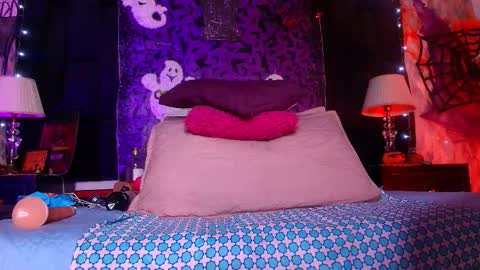 Alicia Kyse  online show from October 10, 2025, 3:16 am