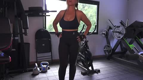 Snapshot of alicia_lang chatting on October 18, 2025, 2:51 pm Alicia Lang online show from October 18, 2025, 2:51 pm