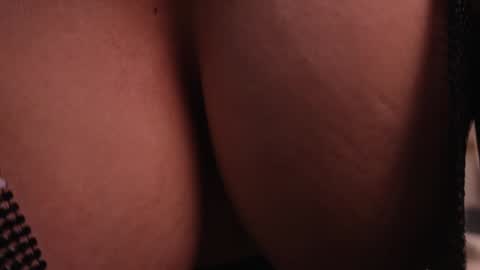 Snapshot of alicia_lang chatting on October 20, 2025, 8:31 pm Alicia Lang online show from October 20, 2025, 8:31 pm