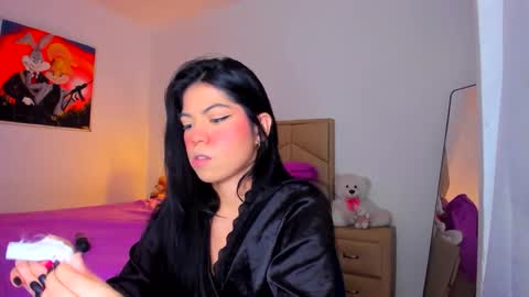 Snapshot of aliciabiden chatting on April 18, 2026, 12:42 pm aliciabiden online show from April 18, 2026, 12:42 pm