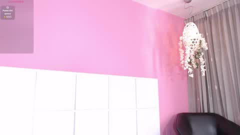 Alicia online show from September 27, 2025, 1:38 pm