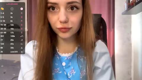 Snapshot of aliciacampbellia chatting on June 4, 2026, 6:52 am Alice online show from June 4, 2026, 6:52 am