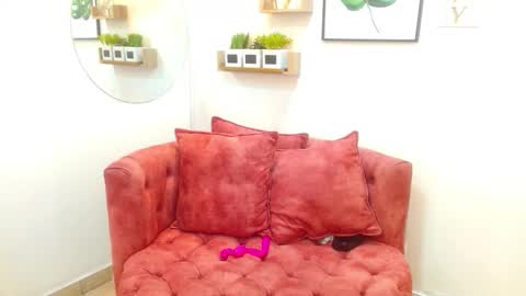 aliciacute    online show from February 21, 2026, 3:13 pm