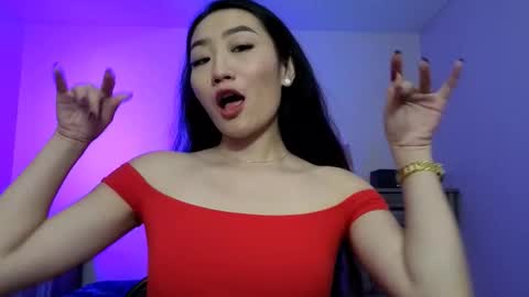 Snapshot of aliciaz3 chatting on October 26, 2025, 1:50 pm Alicia Hebi online show from October 26, 2025, 1:50 pm