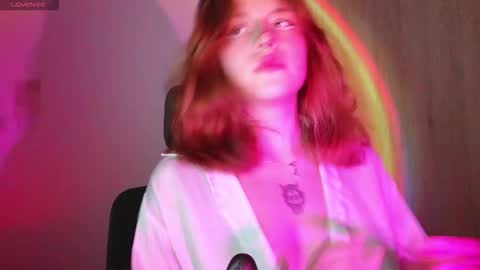 aliciia_23 online show from March 25, 2026, 3:34 am