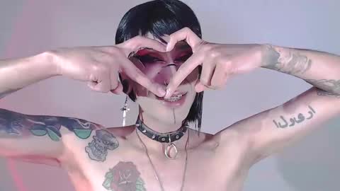     online show from December 30, 2024, 8:43 am