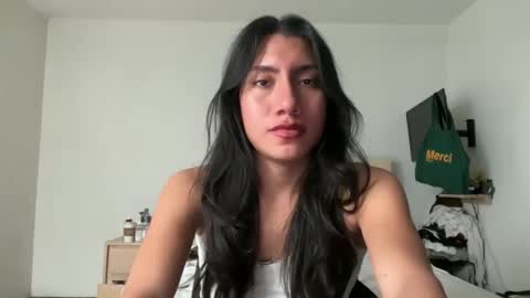 Aliensuppstar online show from December 17, 2025, 7:42 pm