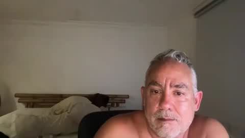 Snapshot of alientv chatting on March 9, 2026, 3:43 am alientv online show from March 9, 2026, 3:43 am