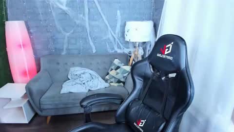 Alice online show from December 28, 2024, 1:18 am