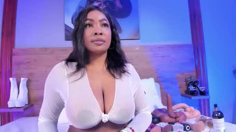 Snapshot of aliisson_cruz chatting on February 18, 2026, 12:12 pm Alisson online show from February 18, 2026, 12:12 pm