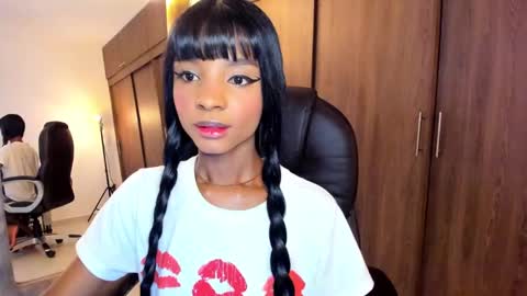 IG Alik nasso    online show from March 5, 2025, 4:24 am