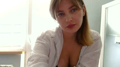 Snapshot of alina_007_007 chatting on June 23, 2026, 9:29 am alina_007_007 online show from June 23, 2026, 9:29 am