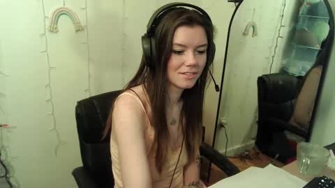 Snapshot of alina_nightshade chatting on December 22, 2024, 9:20 pm Alina Nightshade online show from December 22, 2024, 9:20 pm