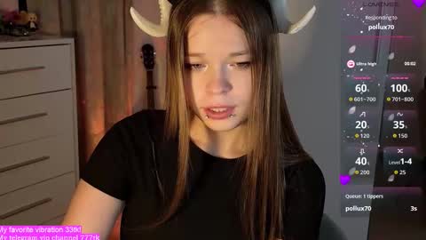 Alina and Ben online show from September 14, 2025, 7:24 pm