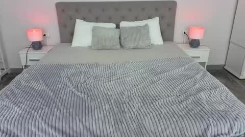 Alina online show from April 16, 2026, 9:39 pm