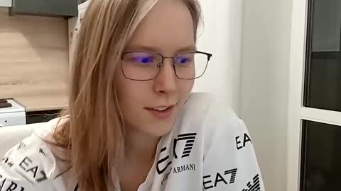 alinasei online show from January 7, 2025, 9:25 pm