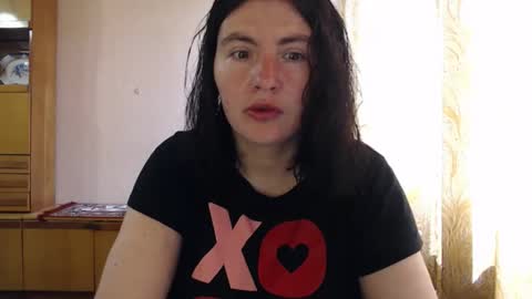 Snapshot of alinaxjames chatting on April 20, 2026, 9:12 am AlinaxJames online show from April 20, 2026, 9:12 am
