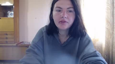 Snapshot of alinaxjames chatting on May 14, 2026, 8:43 am AlinaxJames online show from May 14, 2026, 8:43 am