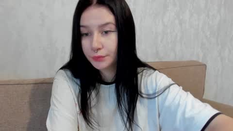 Aline Greeeen online show from December 3, 2024, 8:49 am