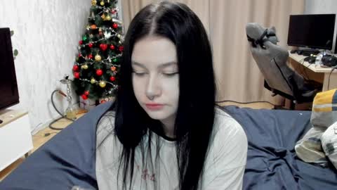 Aline Greeeen online show from December 12, 2024, 2:48 am