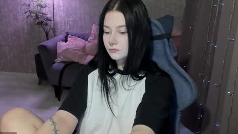 Aline Greeeen online show from October 25, 2025, 4:42 am