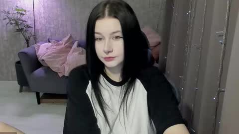 Aline Greeeen online show from November 2, 2025, 1:19 am