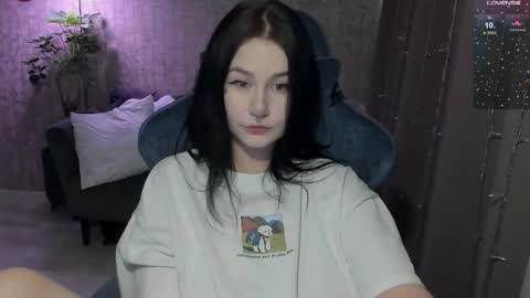 Aline Greeeen online show from April 6, 2026, 5:41 am