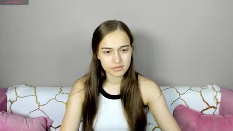 alisa__kelly online show from September 28, 2025, 1:00 am