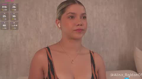 Snapshot of alisa_roldan chatting on June 26, 2026, 1:04 pm online show from June 26, 2026, 1:04 pm
