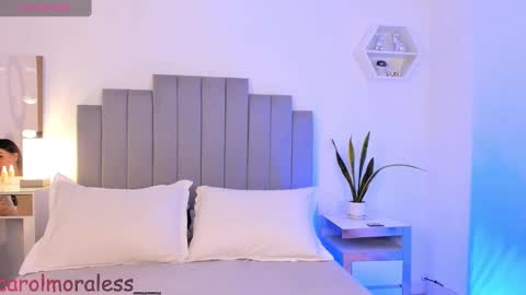 Snapshot of alisa_walton chatting on October 8, 2025, 5:27 am ALIS online show from October 8, 2025, 5:27 am