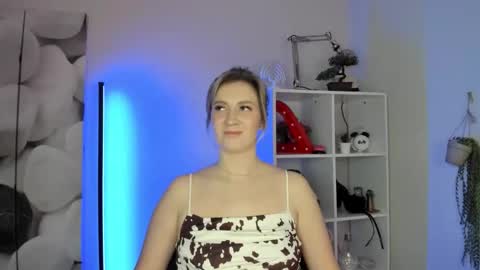 Snapshot of alisalady24 chatting on November 20, 2025, 7:08 am AlisaLady24 online show from November 20, 2025, 7:08 am