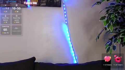 Snapshot of alisawilson_ chatting on December 18, 2024, 8:42 am Alisa online show from December 18, 2024, 8:42 am