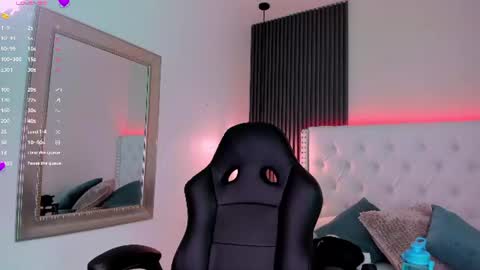 Snapshot of aliscollinss chatting on June 22, 2026, 2:24 am alis online show from June 22, 2026, 2:24 am