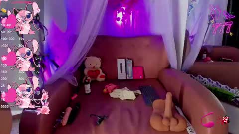Snapshot of alise_mason chatting on July 7, 2026, 6:38 am alise_mason online show from July 7, 2026, 6:38 am