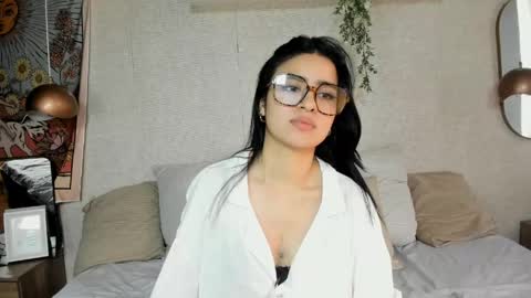 Snapshot of alisha69_ chatting on May 29, 2026, 8:40 pm alisha69_ online show from May 29, 2026, 8:40 pm