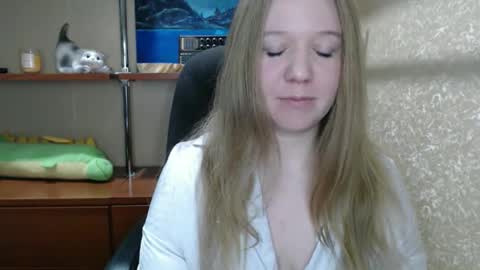 alisha_xi online show from January 13, 2026, 8:36 pm