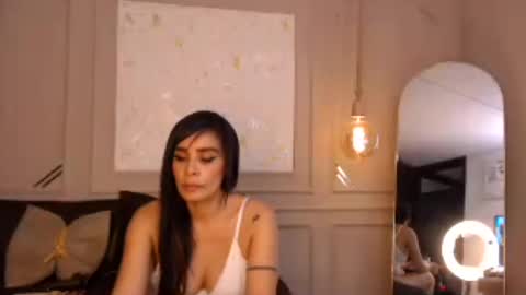 alishakarter online show from July 14, 2026, 11:43 pm