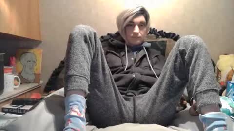 Alisha online show from March 20, 2026, 1:43 am