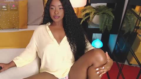 Luna online show from September 29, 2025, 8:35 pm