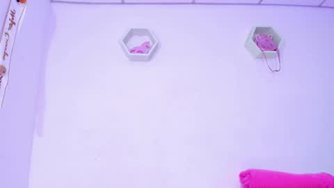 Snapshot of alisiacollinsss chatting on December 9, 2024, 6:03 pm Alisia online show from December 9, 2024, 6:03 pm