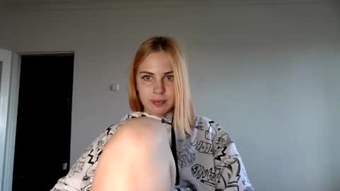 Alisa online show from September 13, 2025, 1:55 pm