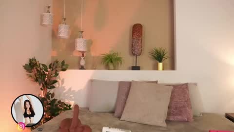 A L I S O N  online show from September 10, 2025, 7:58 pm