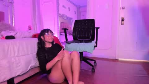 Alison Fishert online show from January 24, 2025, 6:04 pm