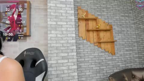 alisonn_doll online show from November 30, 2025, 12:42 pm